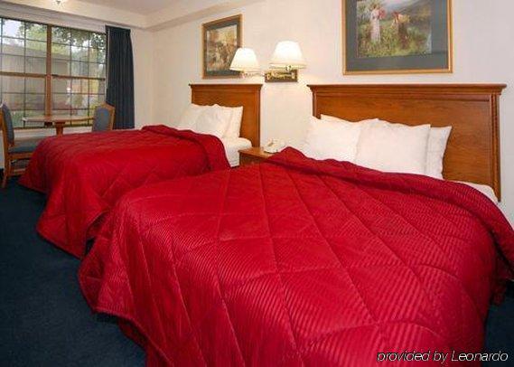Red Lion Inn & Suites Оберн Номер фото